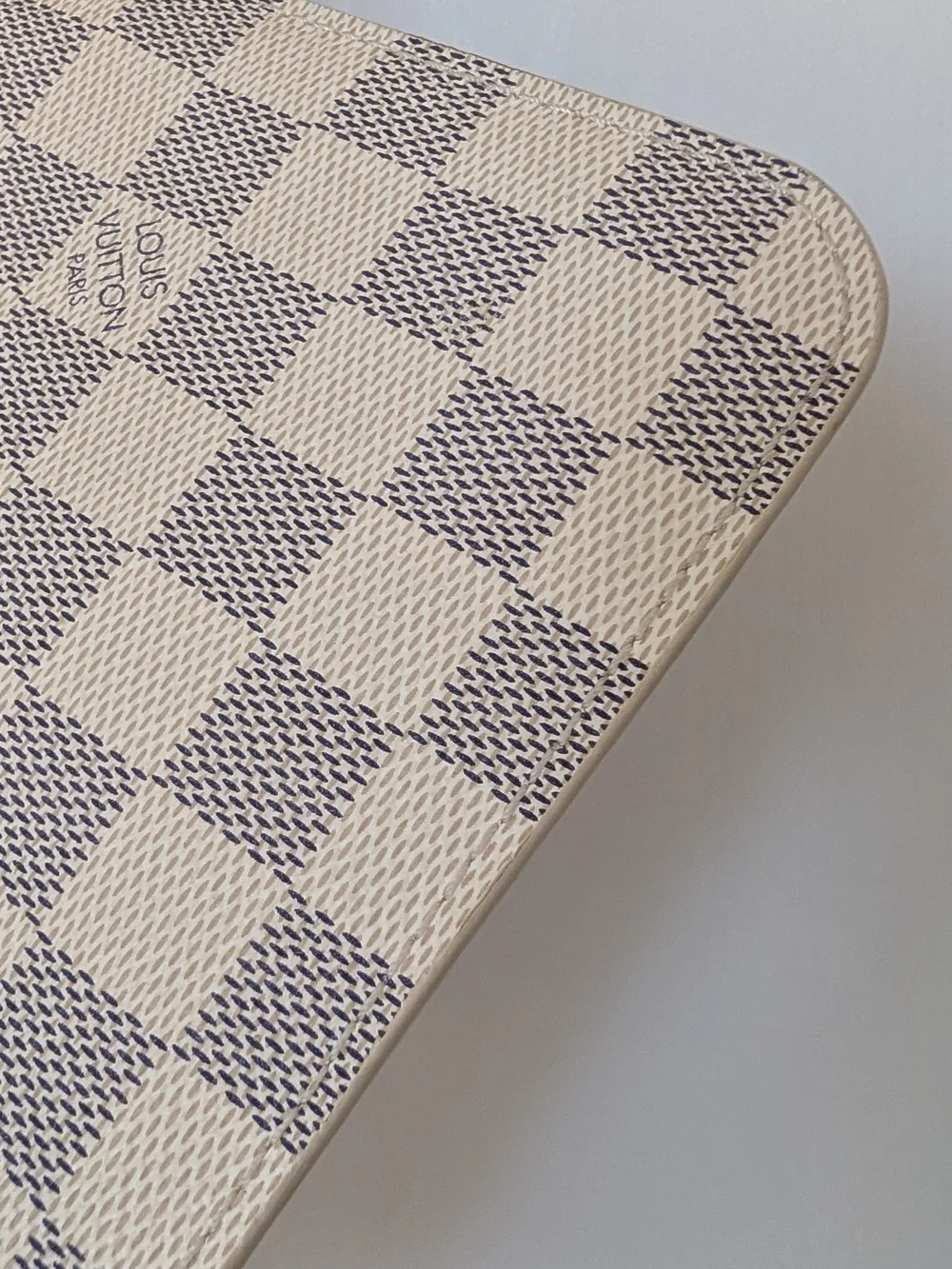 Louis Vuitton Damier Azure Neverfull Pochette